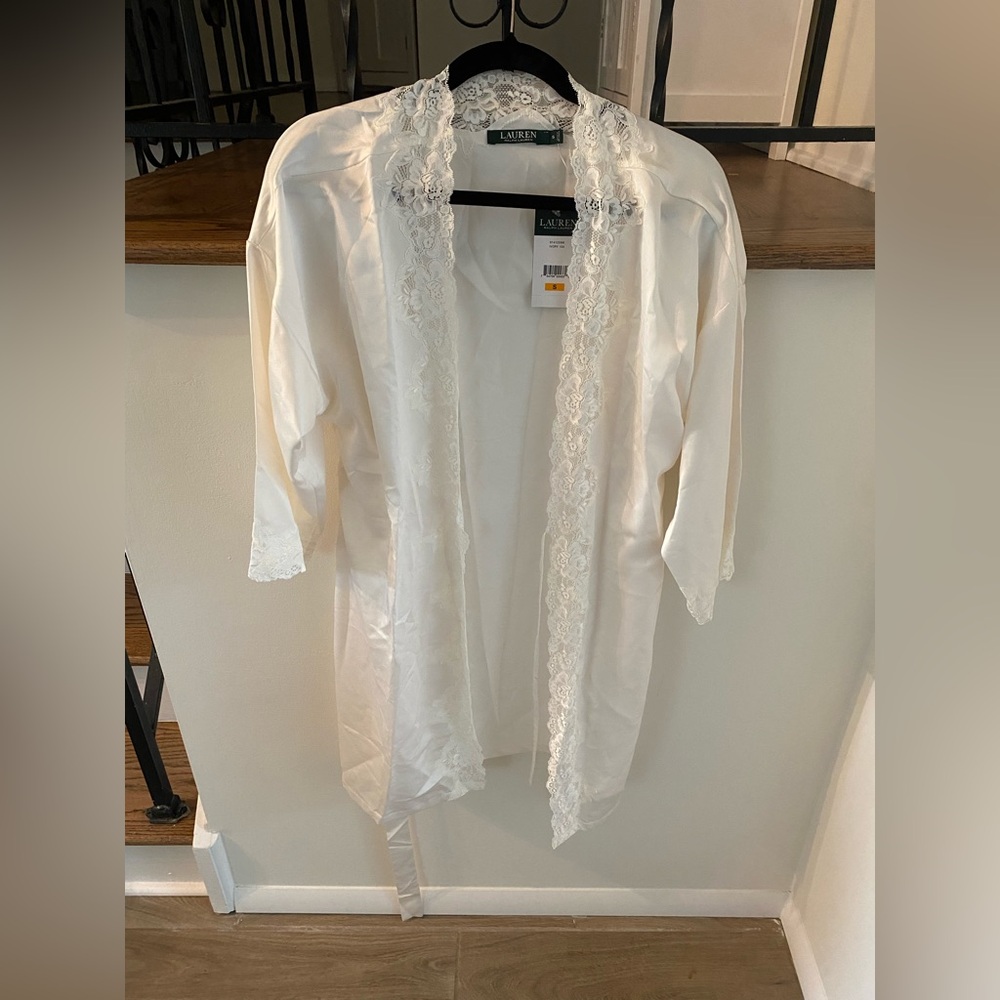 Lauren Ralph Lauren Cream Lace Trim Robe
